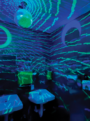 Oct24_Feat_Bathrooms_03 Oct24_Feat_Bathrooms_03